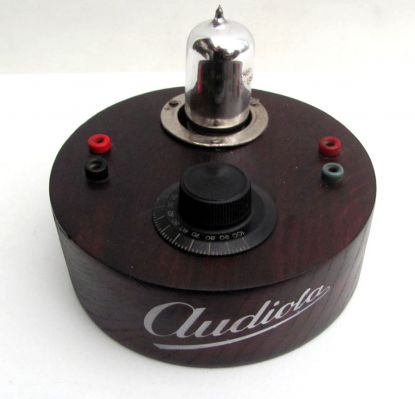1LamperAudiola
