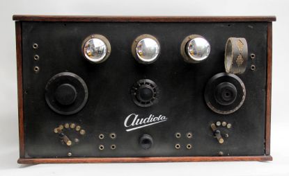 Audiola003