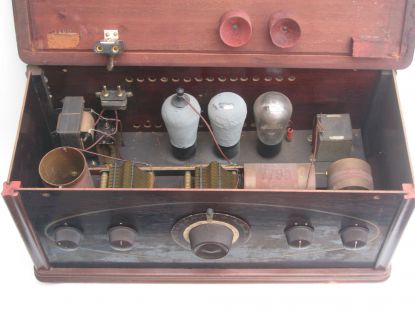 GrandRadioInside