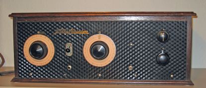 Nilh&oslash;g Triodyn 4 Lamper Radiomodtager front