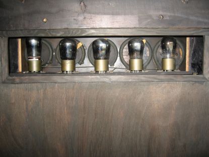 5LamperPultrear1