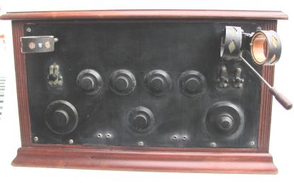 Unica 425B Pultmodtager-Front-2